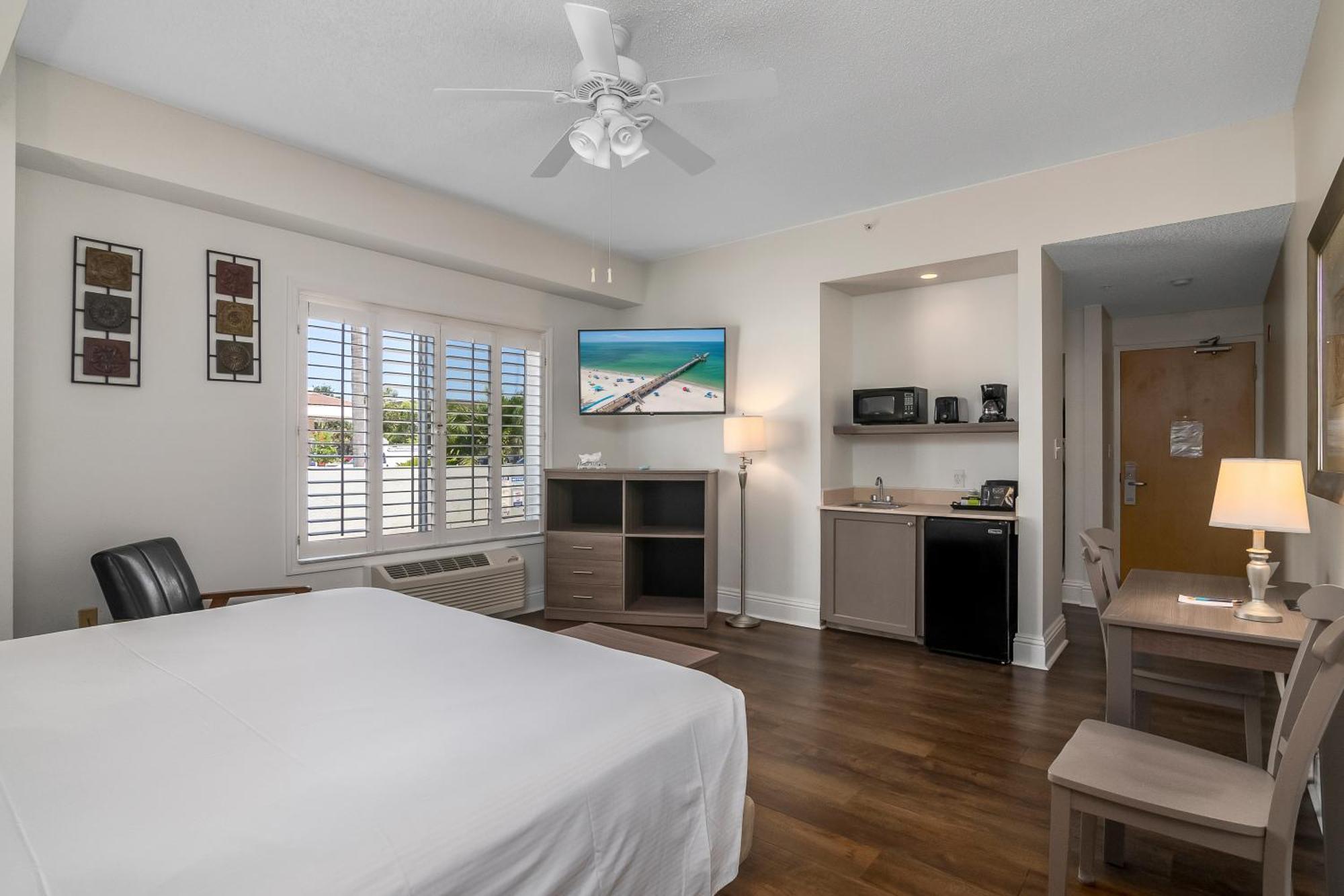 Naples Park Central Hotel Экстерьер фото